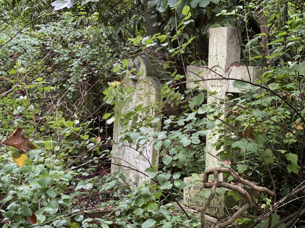 Graves at Nunhead Cemetery